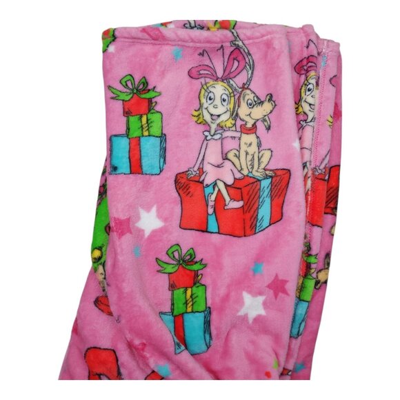 The Grinch Soft Plush Throw Blanket 50" X 70" Pink Christmas Cindy Lou & Max - Picture 2 of 9